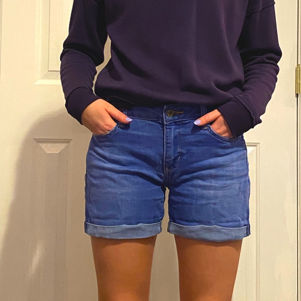 Arizona Jean Co. Shorts Size 5!